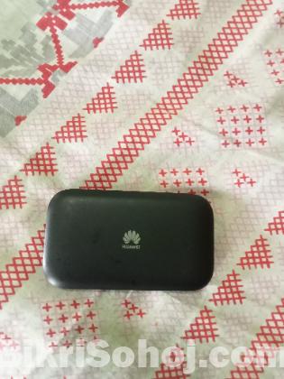 Huawei Brand এর পকেট রাউটার বিক্রি করা হবে।